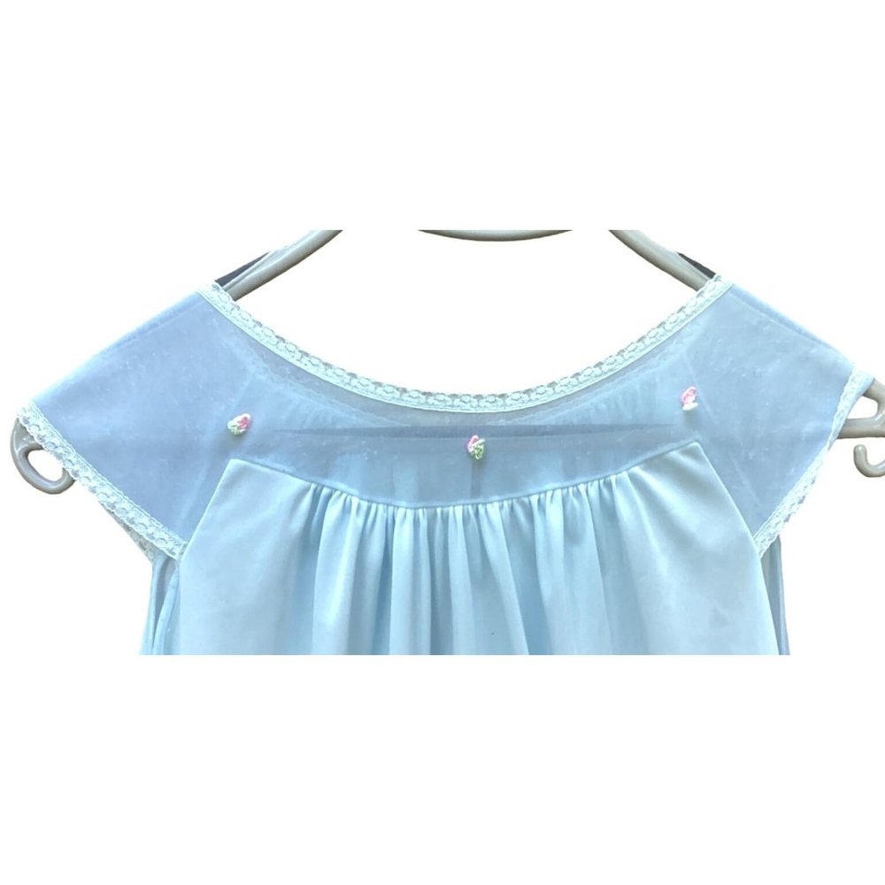 Vintage 1970s Sheer Blue Nightie Nightgown Lace Trim Attached flowers Sz M/L - Picture 3 of 5